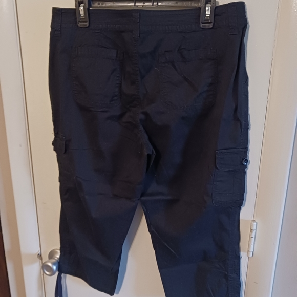Faded Glory Black Capri Pants Sz 14 - Picture 8 of 14